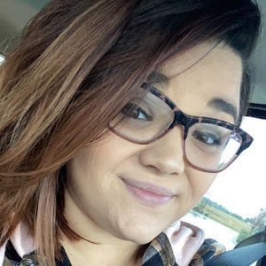 Meet your Posher, Alexis